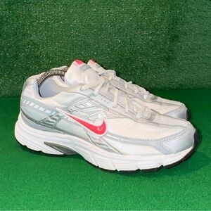 Nike Women's Sneakers Silver and Pink